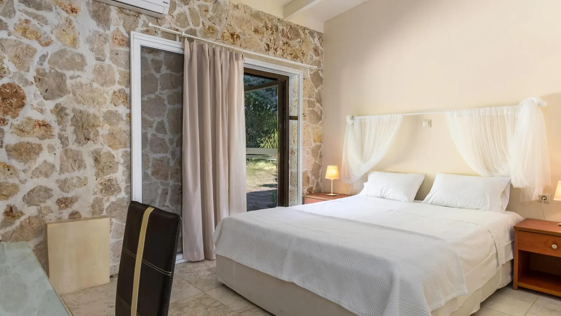 Villa Cornelia By Ionian Sea Hospitality 트라페자키