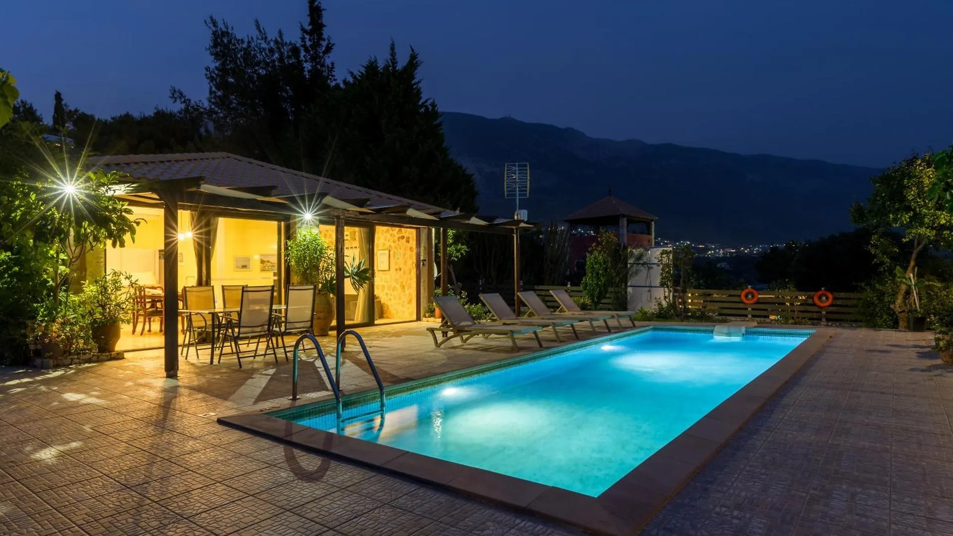 Villa Cornelia By Ionian Sea Hospitality 트라페자키